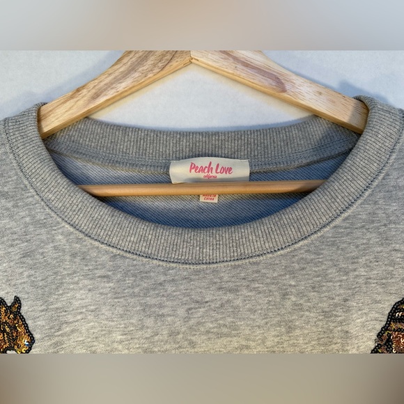 PEACH LOVE CALIFORNIA, MULTI COLOR SEQUINS TIGER DETAIL SWEATSHIRT- O/S Sz.SMALL - Picture 3 of 13